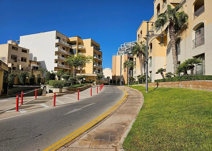 Appartamento Stunning Seafront Portomaso San Giuliano