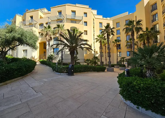 Appartamento Stunning Seafront Portomaso