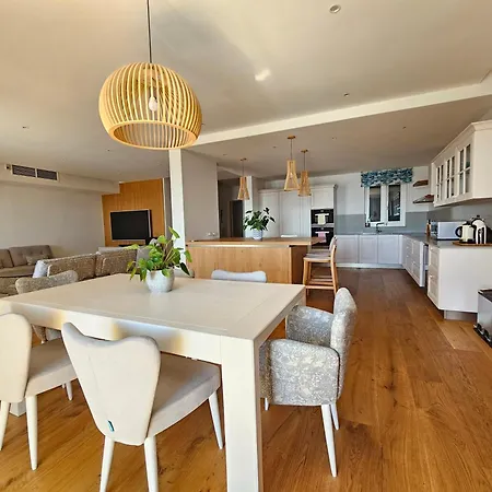 Stunning Seafront Portomaso Apartment Saint Julian's