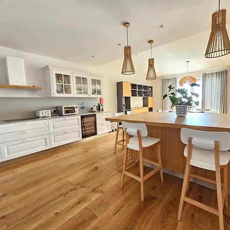 Apartamento Stunning Seafront Portomaso *