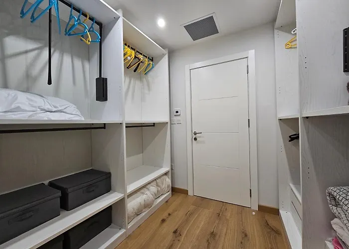 Stunning Seafront Portomaso San Ġiljan