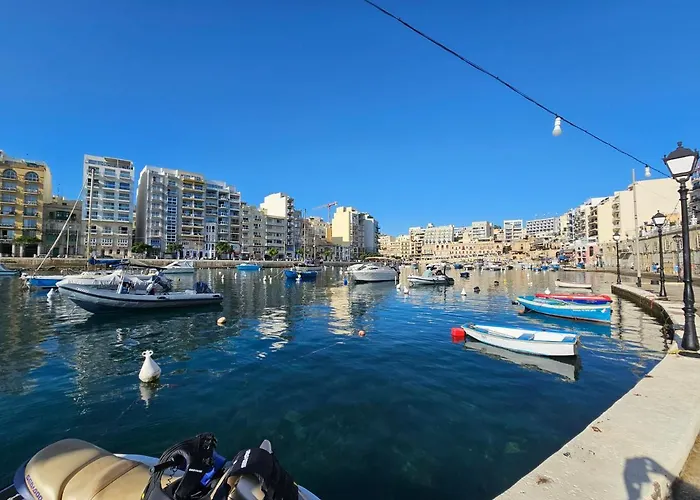 Διαμέρισμα Stunning Seafront Portomaso