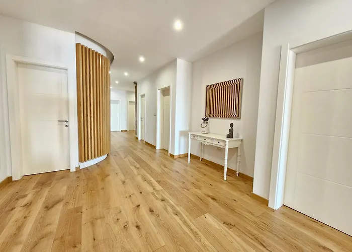 Stunning Seafront Portomaso Διαμέρισμα