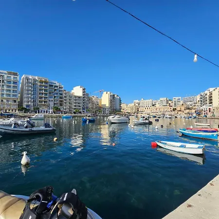 Daire Stunning Seafront Portomaso