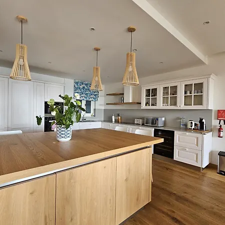 Stunning Seafront Portomaso