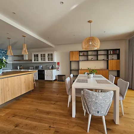 Stunning Seafront Portomaso