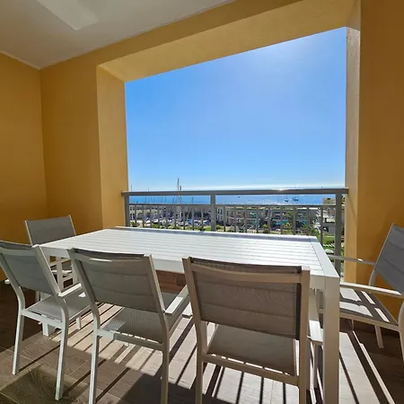 Stunning Seafront Portomaso