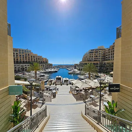 Daire Stunning Seafront Portomaso